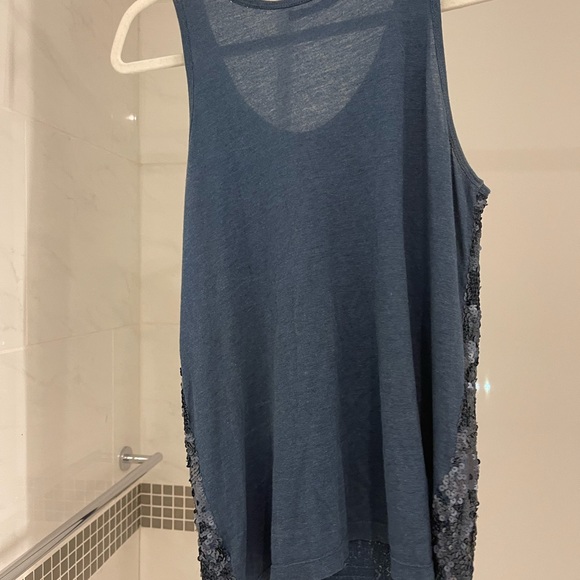 Fitted navy blue sequence tank top from Venice, Italy. Worn once. - Picture 4 of 5